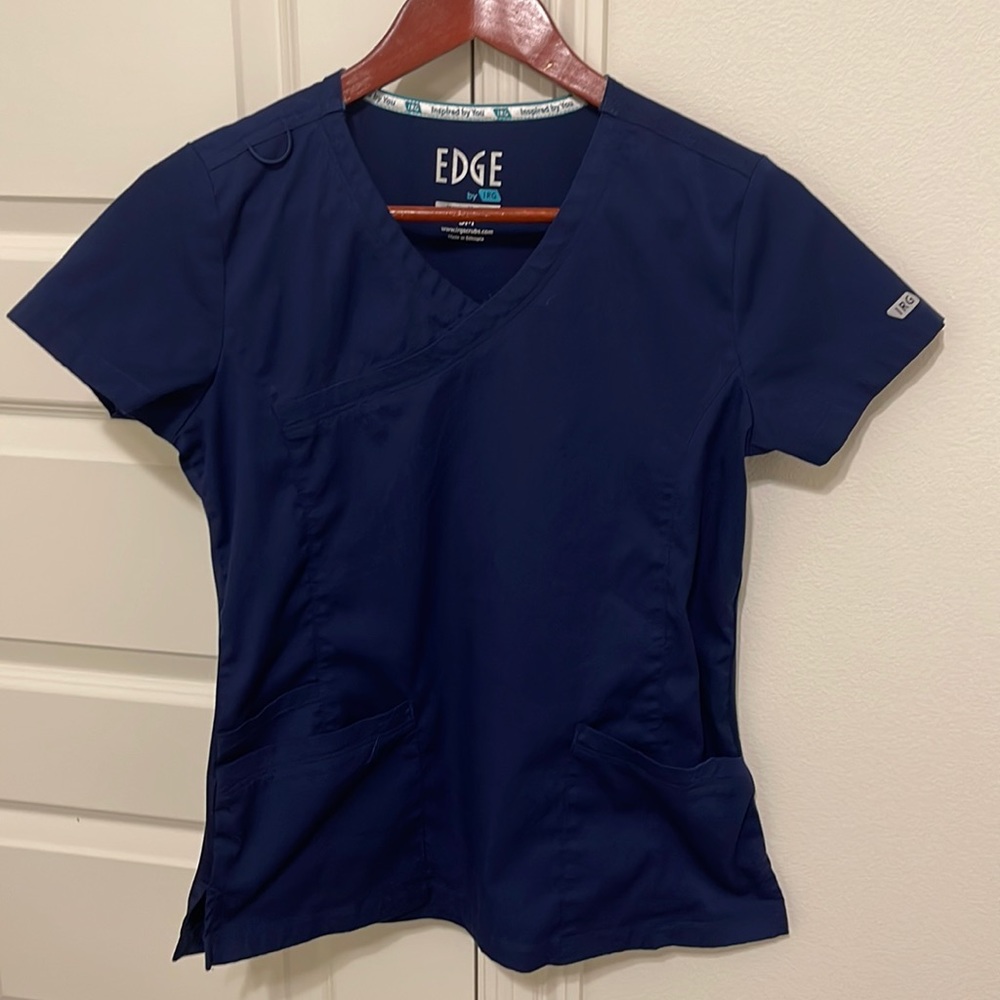 EDGE by IRG scrub top